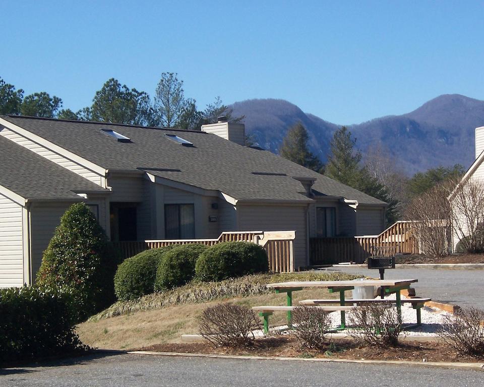 Fairways Of The Mountain Apartment Lake Lure Exterior photo